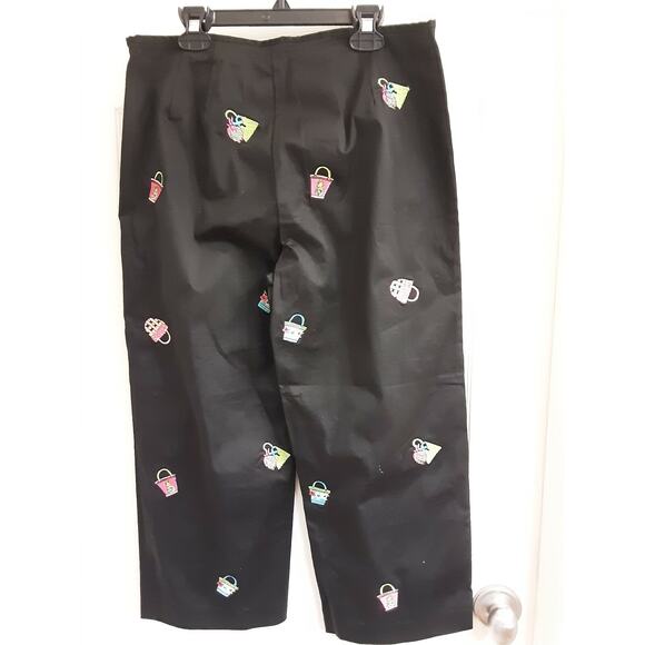Autograph New York Pants, Women's Size 8 Capris Black With Embroider Baskets NWT - Picture 5 of 6